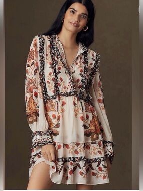 Farm Rio Berry Garden Cream Mini Dress Size L (fits M too) | Excellent condition